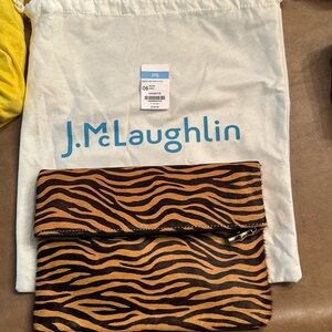 NWT J.McLaughlin clutch and dust bag